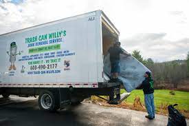 Best Carpet Removal and Disposal  in Penbrook, PA